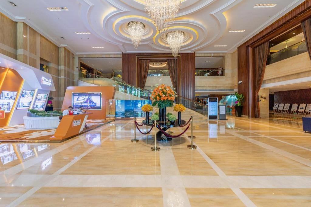 Wyndham Grand Plaza Royale Furongguo Changsha Exterior photo